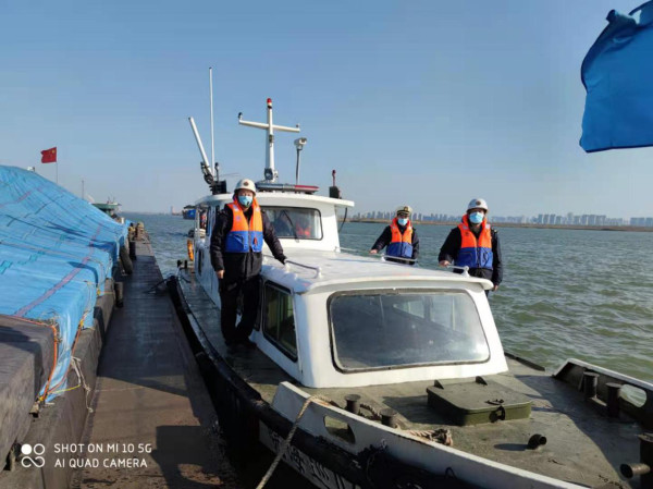 淮南市交通運(yùn)輸綜合行政執(zhí)法支隊(duì)海事大隊(duì)重拳出擊，打響水上“百日攻堅(jiān)”第一槍